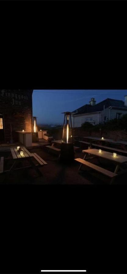 Finnygook Inn Crafthole Exteriör bild